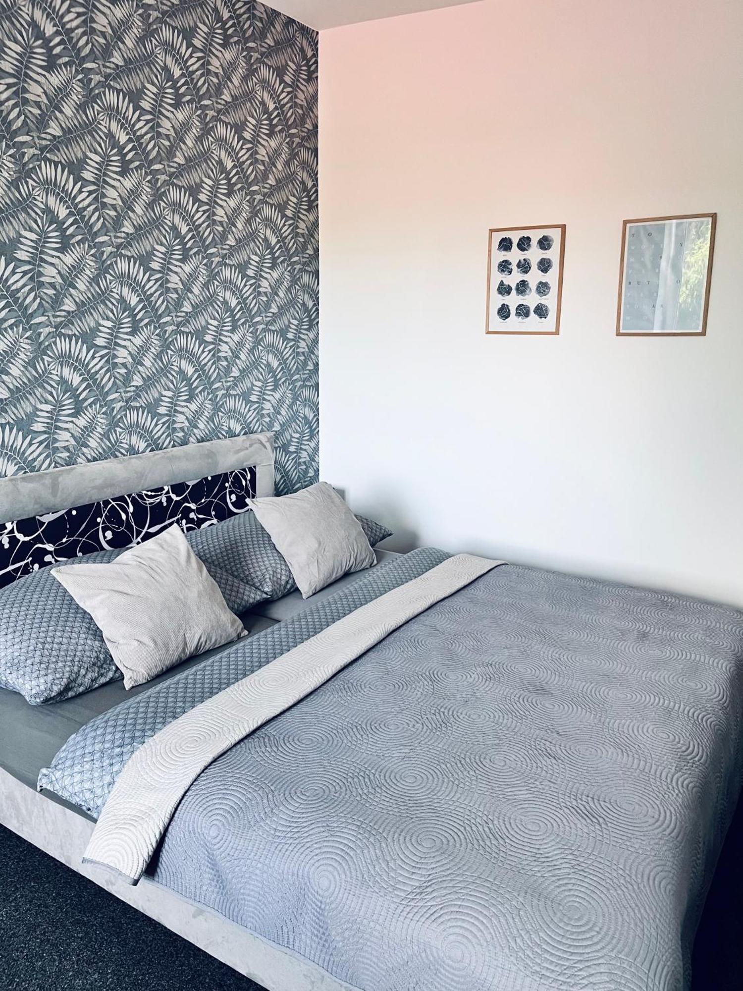 Apartmany Na Zahradni Бржецлав Номер фото