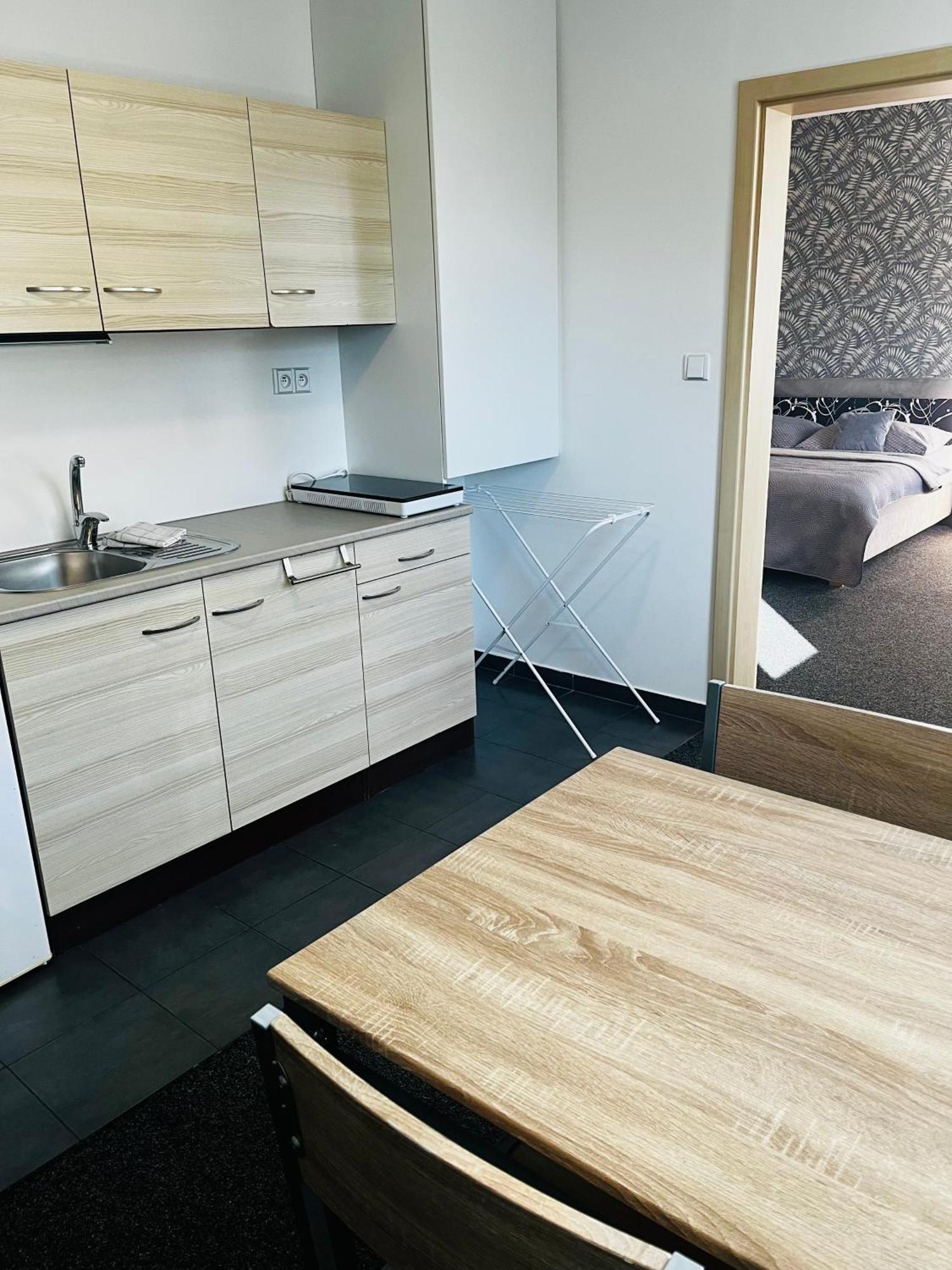 Apartmany Na Zahradni Бржецлав Екстер'єр фото